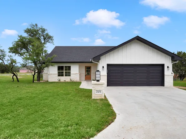 2101 Chameleon, Horseshoe Bay, TX 78657