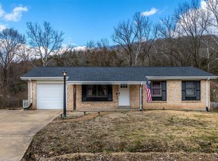 2932 Paula Ln, High Ridge, MO 63049