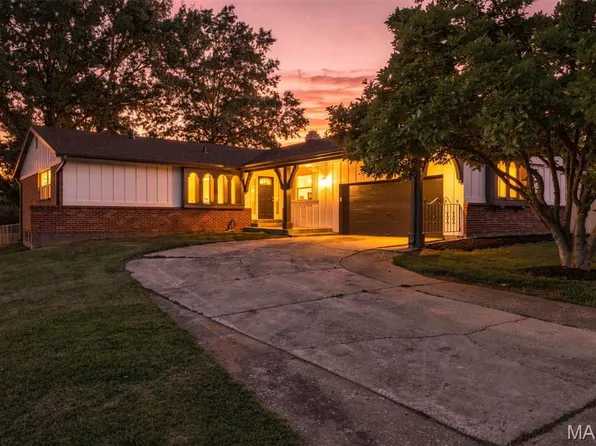4980 Lockwig Trl, Florissant, MO 63033