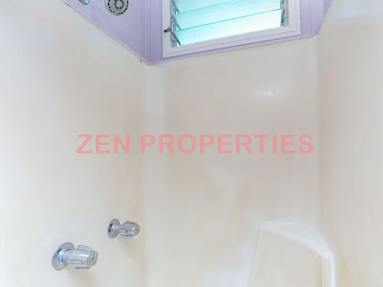 2361B E Manoa Rd — Photo 22
