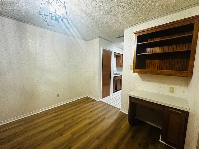 1919 Rettye Dr — Photo 7