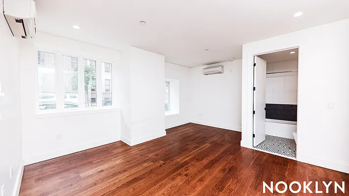 Rented by Nooklyn NYC LLC | media 28
