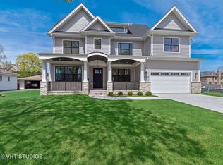 2248 Brentwood Rd, Northbrook, IL 60062