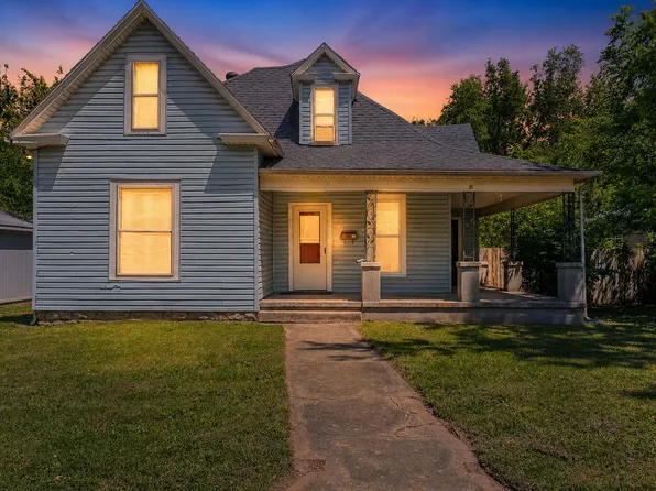 2042 N Boonville Avenue, Springfield, MO 65803