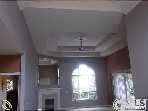 Living room #2.jpg