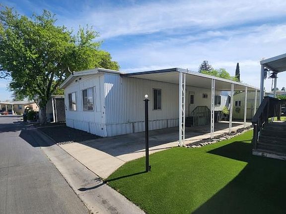 2nd image of 3901 Lake Rd #130