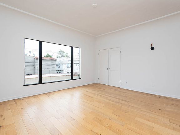 5th image of 414 N Curson Ave #216