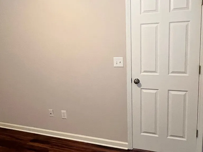 1124 Stafford Dr — Photo 10