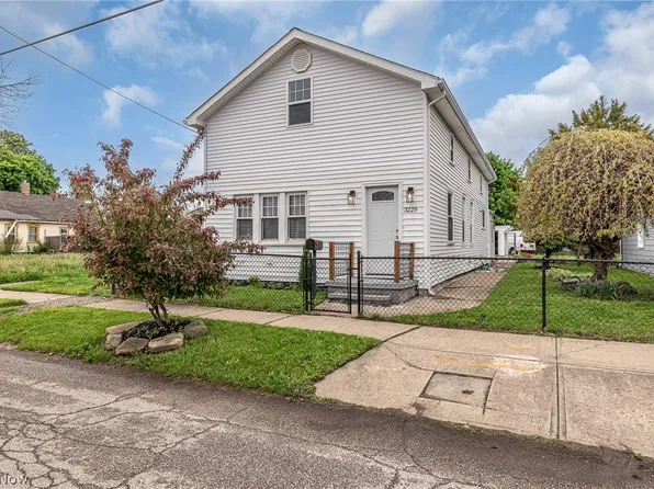 3229 W 52nd St, Cleveland, OH 44102