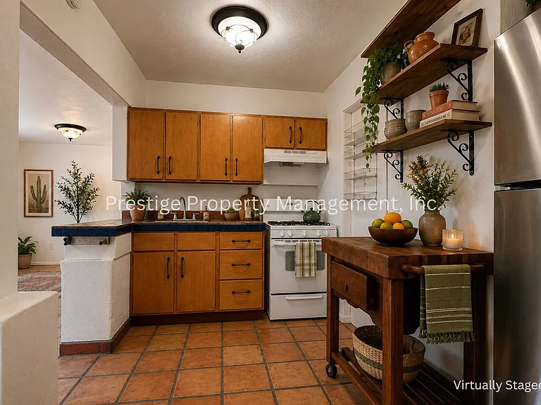 3301 E Flower St — Photo 7