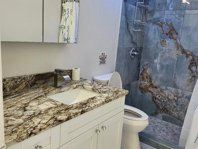 15406 Avalon Ave #4 — Photo 10