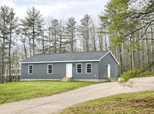 35 Moosehead Lane, Whitefield, ME 04353