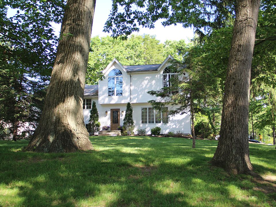 1st image of 569 Thurnau Dr