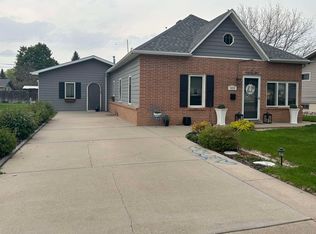 3015 Pawnee Ave, North Platte, NE 69101