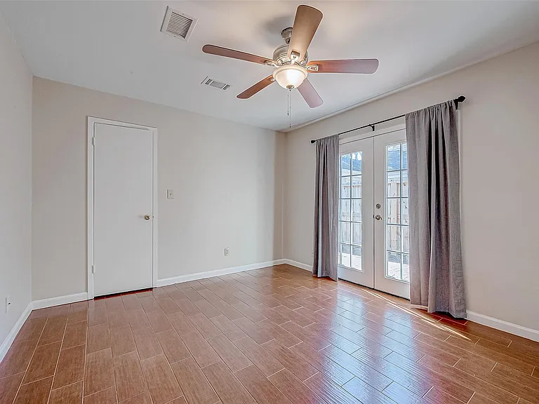 2022 Highland Hills Dr — Photo 23