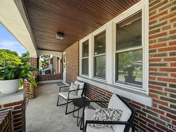 3rd image of 4322 Holly Hills Blvd