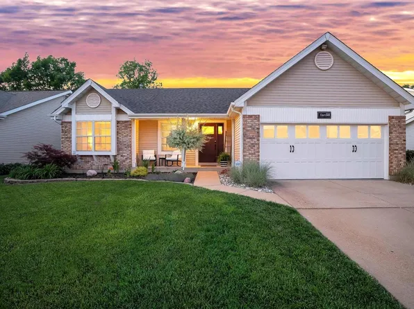 1098 Big Bend Station Dr, Valley Park, MO 63088