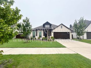 1728 Storey Ln, Waxahachie, TX 75165