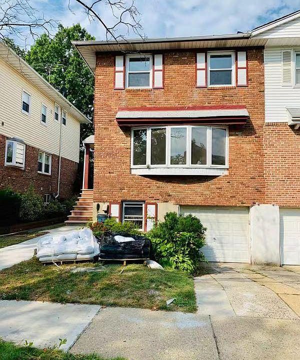 1st image of 5740 226th St