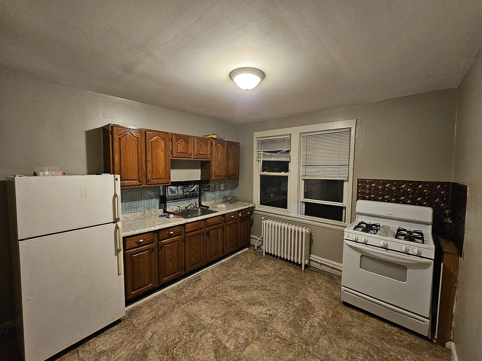 172 Harbor Rd — Photo 4