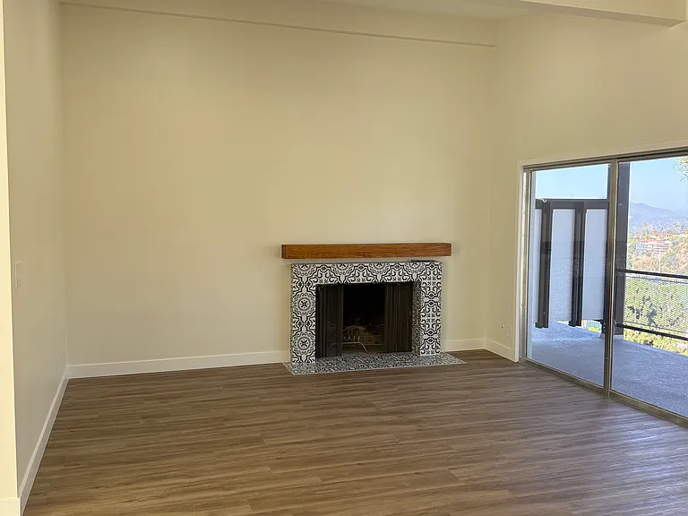 1860 Verdugo Loma Dr #D — Photo 15