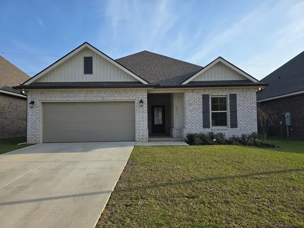 4235 Southern Palm Dr, Pace, FL 32571