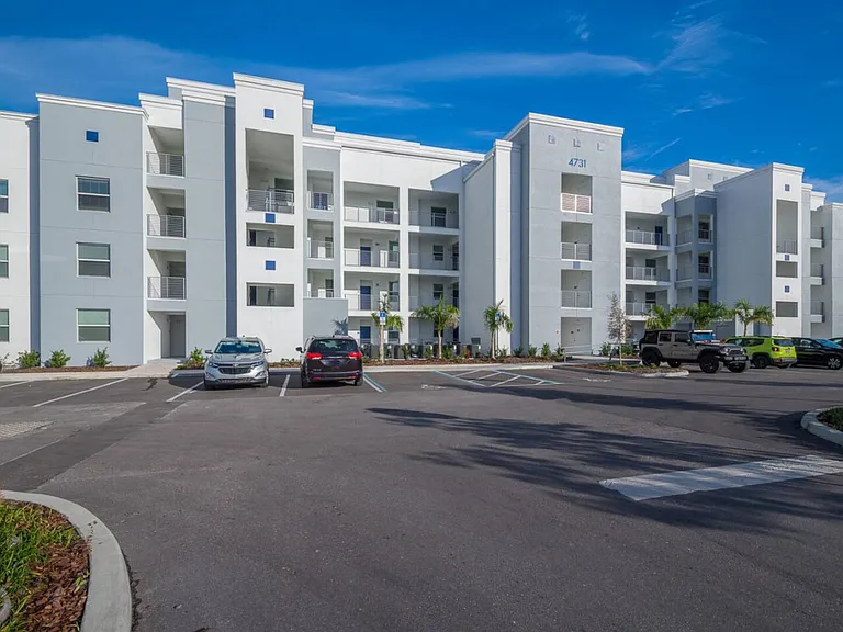 Clock Tower Dr — Photo 25