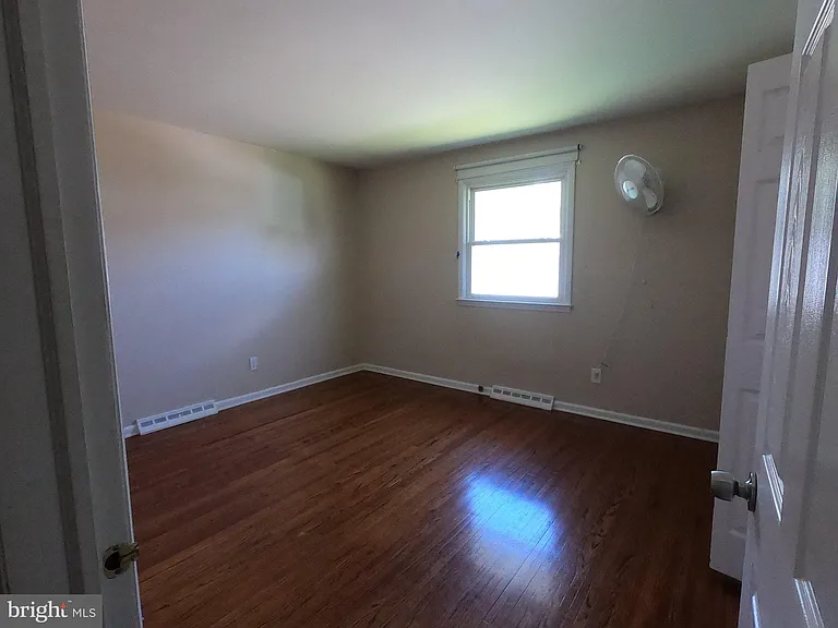 436 S Suffolk Dr — Photo 10