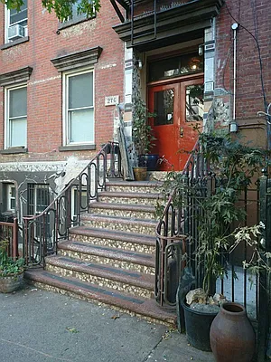 Rented by Flip Technologies Inc | media 29