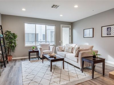 12921 Mission Ave Unit 102, Hawthorne, CA, 90250