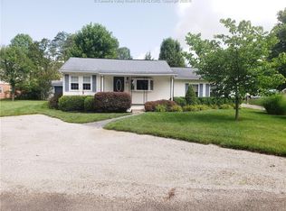 407 Atlas Rd, South Charleston, WV 25309