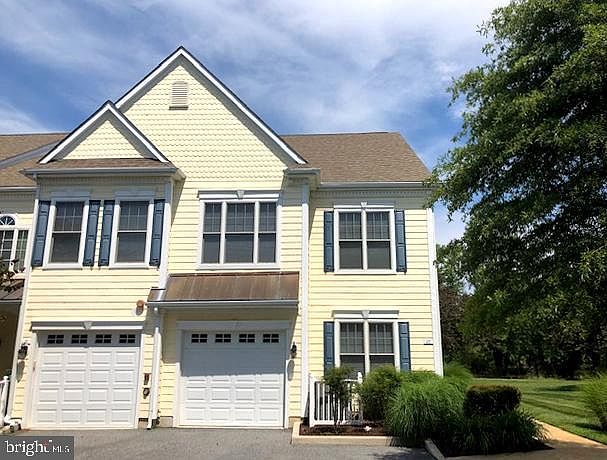 1st image of 23 Richardson Way #12