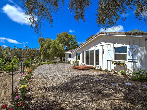 2nd image of 639 Mar Vista Dr