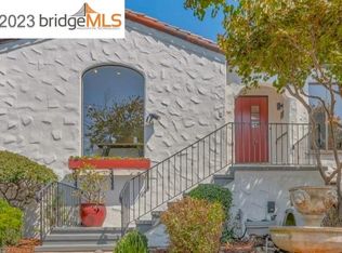 1 Edgecroft Rd, Kensington, CA 94707