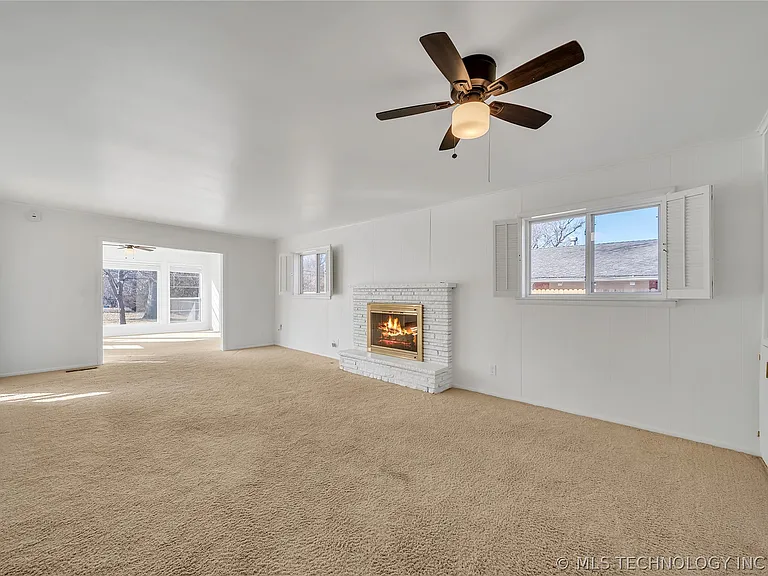 3844 E 56th Pl — Photo 9