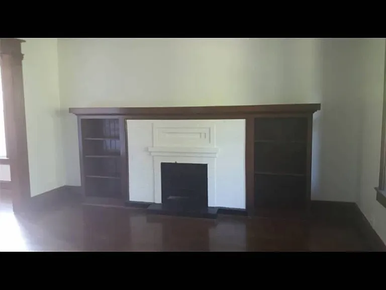 7338 S Calumet Ave #2 — Photo 1