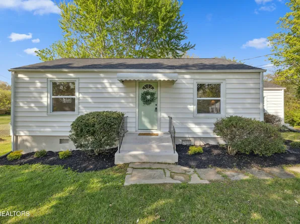 5105 Camelia Rd NW, Knoxville, TN 37912