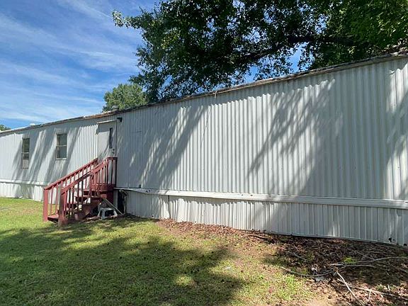 4th image of 2410 Emery Hills Dr
