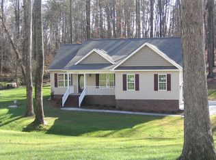 1458 Turfwood Dr, Pfafftown, NC 27040