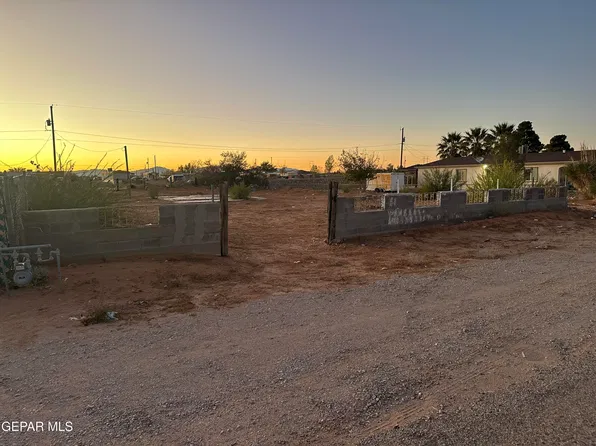 3831 Ezekiel Ln, El Paso, TX 79938