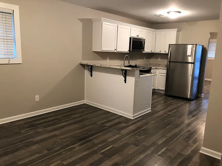 3542 Douglass Ave — Photo 11