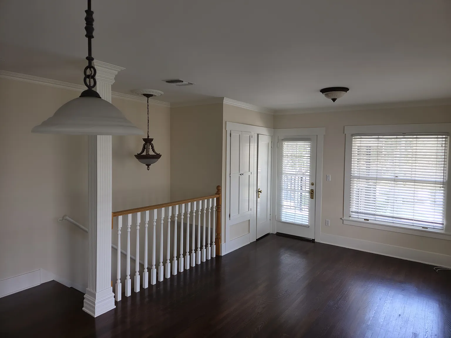 2 bed, 1000 sqft, $3,500 — Photo 1