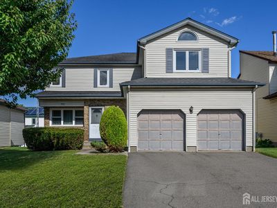 112 Apple Tree Ln, Union, NJ, 07083