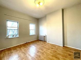 476 Onderdonk Ave #3A, Ridgewood, NY 11385