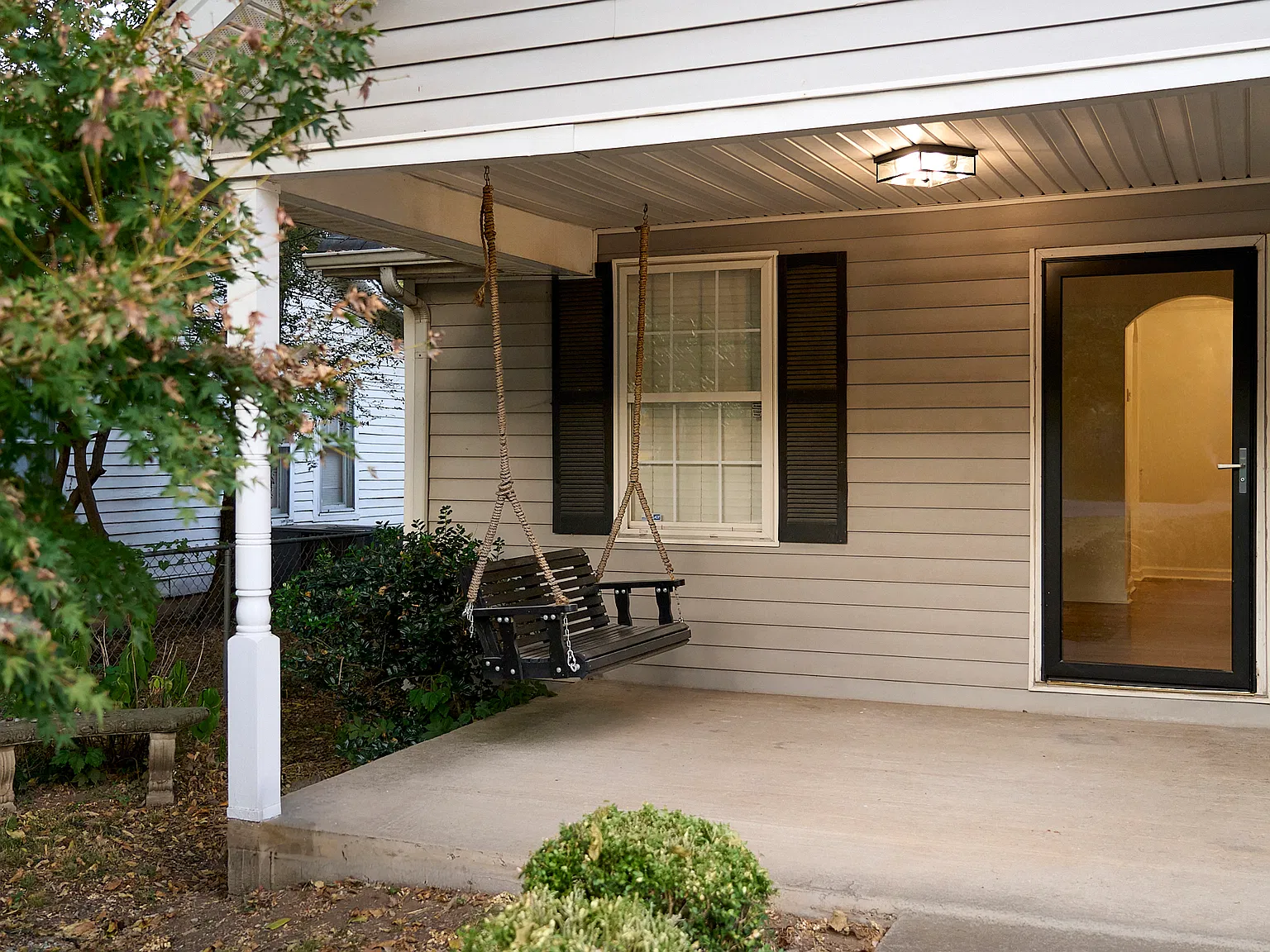 4 bed, 1314 sqft, $2,800 — Photo 3
