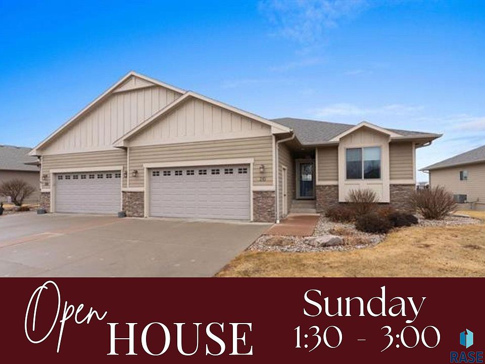 1st image of 210 S Heritage Rd