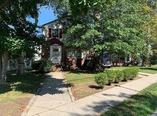 322 Woodfield Rd, West Hempstead, NY 11552