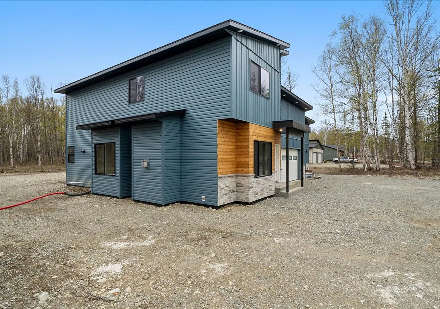 7404 N Paw St. — Photo 3