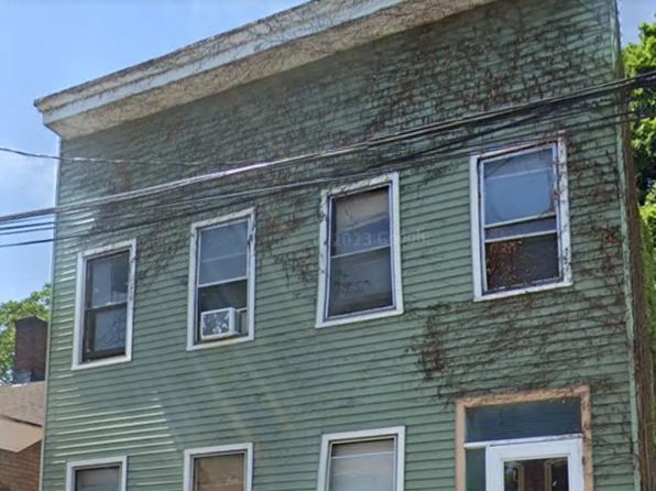 8 Malden St #8