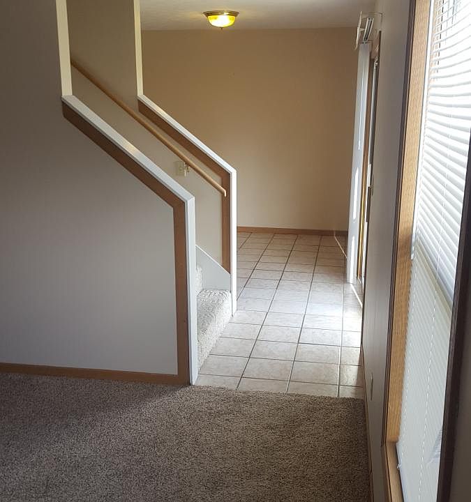 1st image of 137 Westhaven Dr